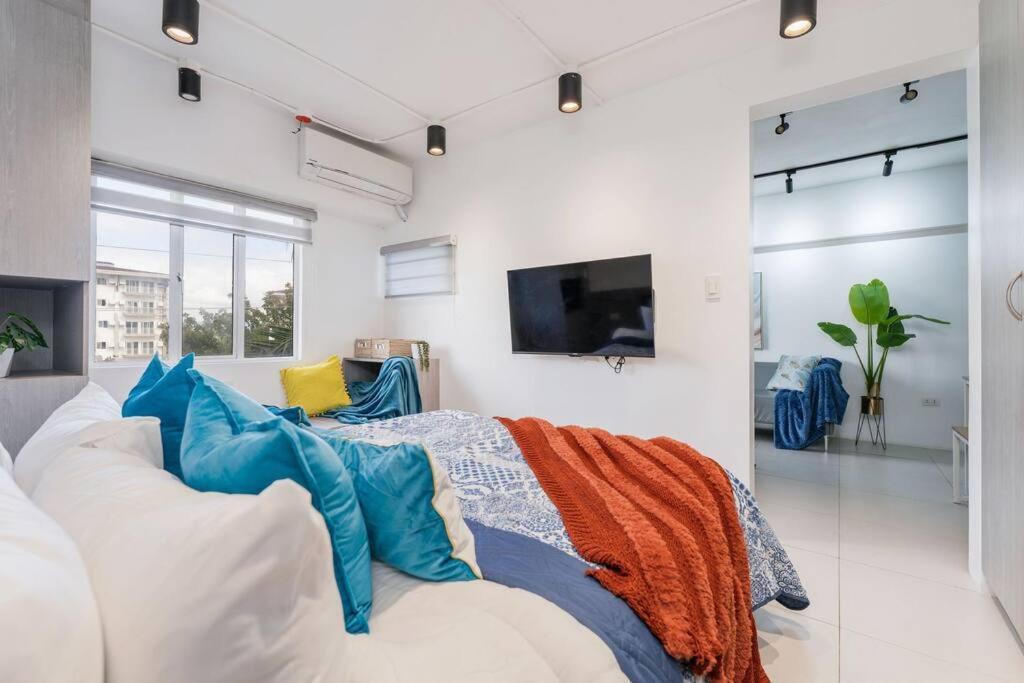 Airport Express Hostel E-527, 2 Minutes To Airport,Fast Wifi, Free Netflix Lapu-Lapu City Exterior photo